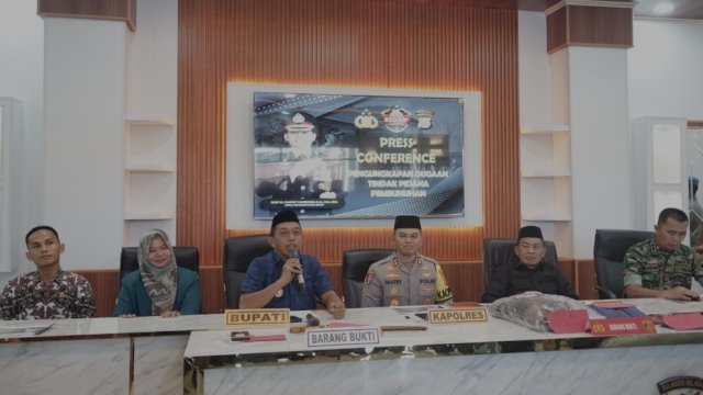 Bupati Sidrap, H. Syaharuddin Alrif.