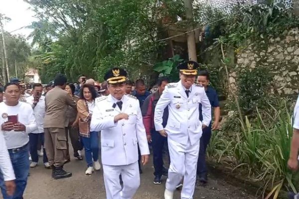 Bupati dan Wabup Tana Toraja Zadrak-Erianto Gelar Ibadah Syukur di Rujab