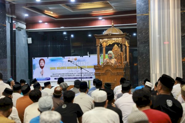 Wakil Wali Kota Makassar Silaturahmi dan Salat Tarawih Bersama Jamaah Jami Al Muamalah