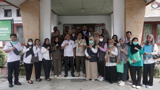 Tim TPOM Lutim Lakukan Pengawasan di Pasar Kalaena Kiri.