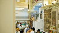 Safari Ramadan di Masjid Mubaraq, Munafri Arifuddin Ajak Warga Tingkatkan Ibadah dan Jaga Kondusivitas