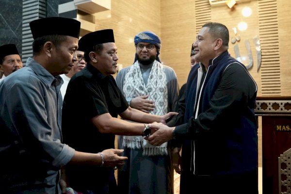 Munafri Arifuddin Tekankan Legalitas dan Kebersihan Masjid di Makassar