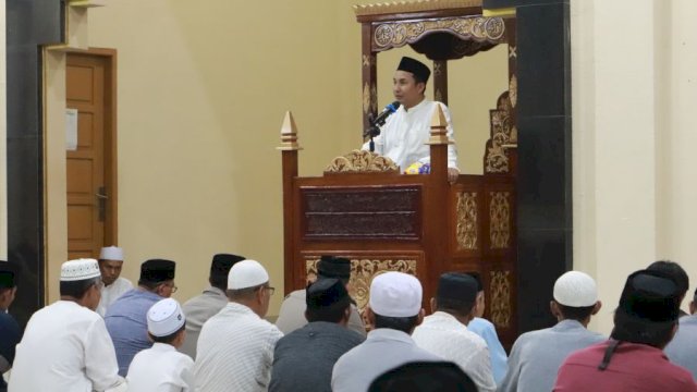 Bupati Lutra Andi Rahim.