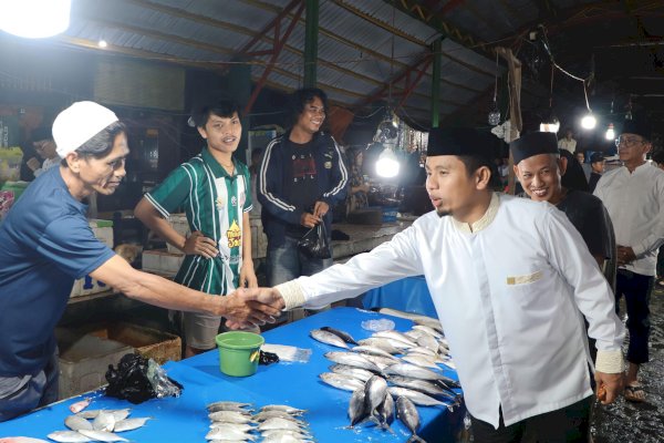 Respon Cepat Aduan Warga, Wali Kota Parepare Tasming Hamid Tinjau Kerusakan Atap Pasar Senggol
