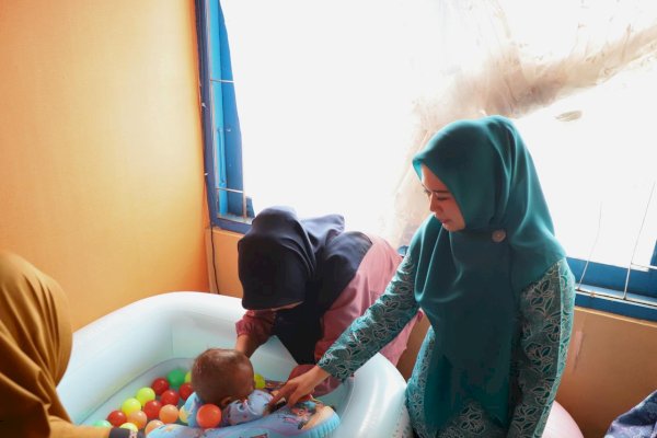 Ketua PKK Parepare dr. Andi Arfiah Tasming Berikan Motivasi kepada Remaja Generasi Berencana