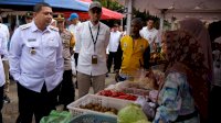 Stabilisasi Harga Pangan, Pemkot Makassar Hadirkan Pasar Murah Berlokasi di Kantor Kelurahan Kampung Buyang