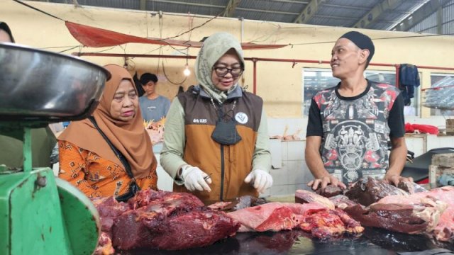 Pemkab Maros Perketat Pengawasan Daging di Pasar Tradisional.