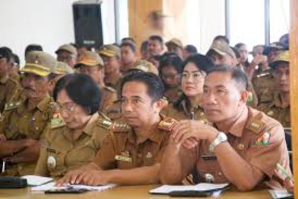 Bupati Toraja Utara Federik Pimpin Rapat Secara Maraton, Bahas Empat Program Prioritas