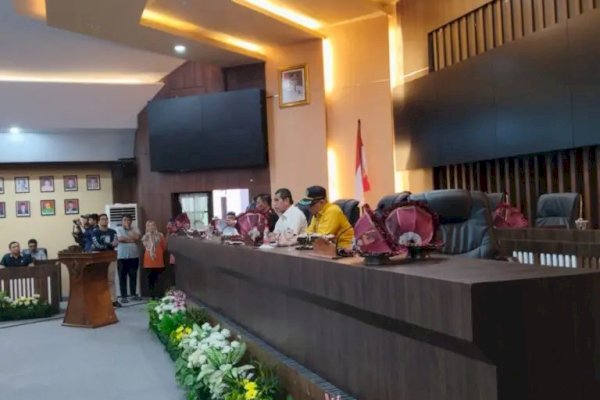 Dampak Belum Koordinasi dengan Komisi II, Ketua DPRD Barru Stopkan Lounching Gerai Indomaret