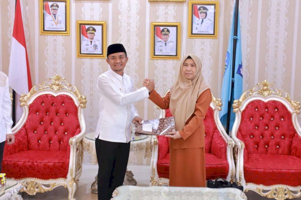 Pemkab Bone Jalin MoU dengan Universitas Sipatokkong Mambo