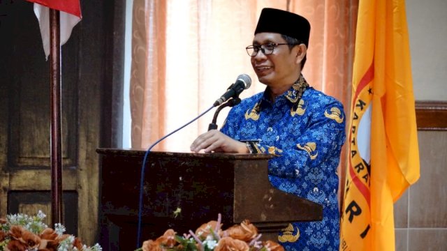 Wakil Bupati Soppeng, Ir. Selle KS Dalle, melantik pengurus Persatuan Wredatama Republik Indonesia (PWRI) Kabupaten Soppeng periode 2024-2029.