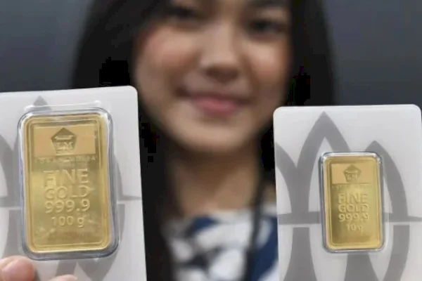 Rekor Lagi! Harga Emas Antam Tembus Rp1,916 Juta per Gram