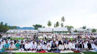 Gubernur Sulsel Andi Sudirman Salat Idulfitri 1446 Hijriah di Kampung Halaman Bakunge Bone
