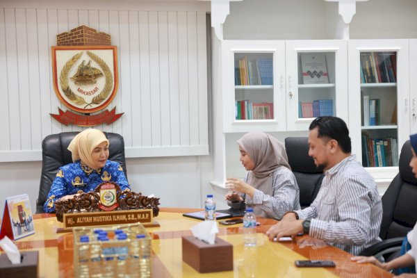 Aliyah Mustika Ilham Dorong Perempuan Makassar Tampil di Ruang Publik