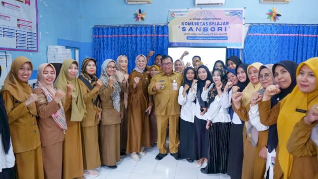 Bupati Takalar Daeng Manye Sidak SDN 1 Centre Pattallassang.