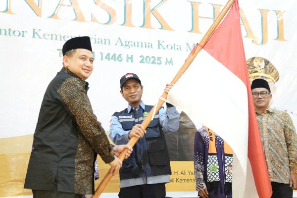 Lepas 1.165 JCH Asal Makassar, Appi Titip Doakan Kebaikan Kota Daeng