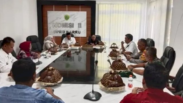 Komisi 2 DPRD Barru Rapat Dengan Bulog.