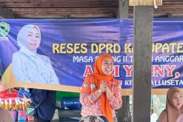 Reses Wakil Ketua I DPRD Barru, Bagi-bagi Sembako