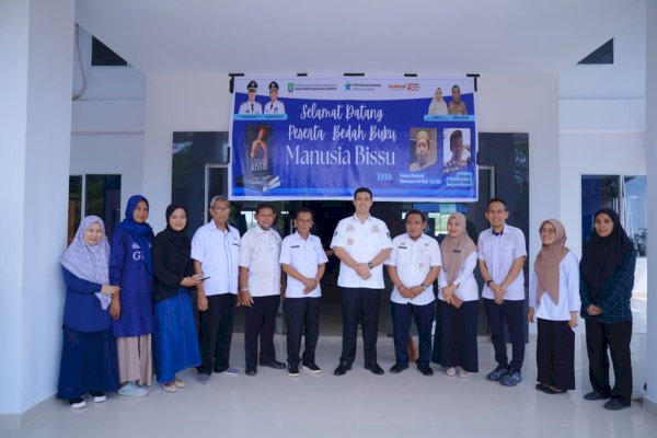 Bedah Buku ‘Manusia Bissu’, Bupati Pangkep Yusran Lalogau: Pengembangan Diri dan Perluas Pengetahuan