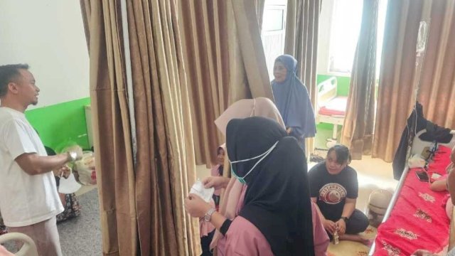 Bupati Bone Andi Asman Sidak Puskesmas Kajuara.