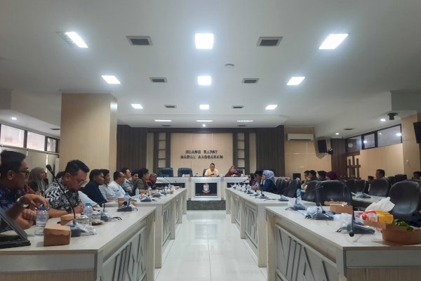 Komisi B DPRD Makassar Panggil Pengusaha Kafe, Tanyakan Soal Perizinan, Pajak dan Parkir