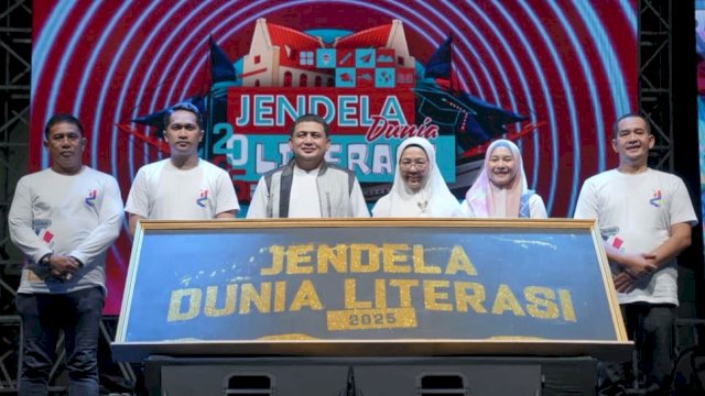 Munafri Ajak Generasi Muda Tingkatkan Minat Baca Lewat Literasi.