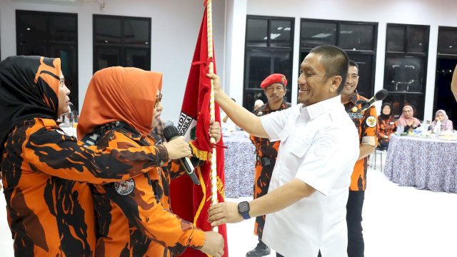 Bupati Lutim Ibas Hadiri Pelantikan MPC Pemuda Pancasila, DPC Srikandi, dan PERTINA.