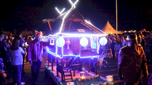 Festival Lampion Tandai Pembukaan Pesta Rakyat HUT Lutim ke-22.