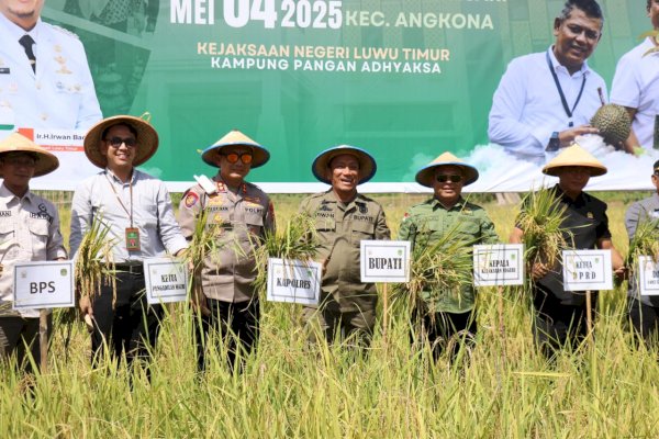 Panen Raya Padi di Wanasari, Bupati Irwan : Bukti Kolaborasi untuk Ketahanan Pangan