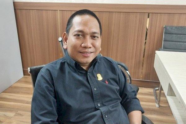 DPRD Makassar Dorong Pemerataan Infrastruktur di Pulau, Ismail: Disana ada Sekolah Kondisinya Memprihatinkan