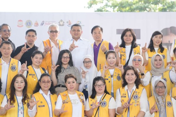 Pemkot Makassar-Lions Club Salurkan 20.000 Kacamata Gratis untuk Siswa SD dan SMP
