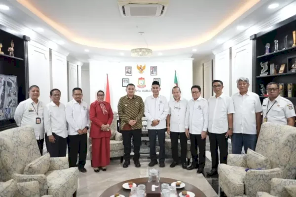 Masa Jabatan Berakhir, Dewan Pendidikan Serahkan Kepengurusan ke Pemkot