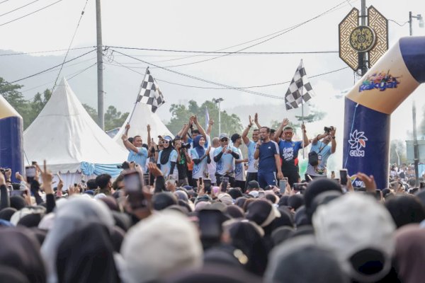 Ribuan Peserta Meriahkan Fun Run Anti Mager Sulsel di Malili, Gubernur dan Bupati Ibas Turut Meramaikan