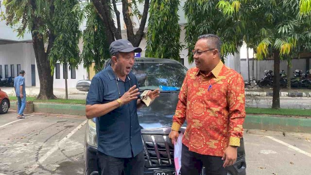 Sekwan DPRD Makassar Dahyal Apresiasi Nasran Mone soal Pengembalian Mobil Dinas.