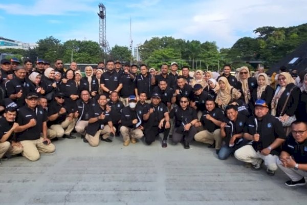Jajaran Direksi-Staf Perumda Parkir Kompak Ikut Apel Akbar Pemkot Makassar