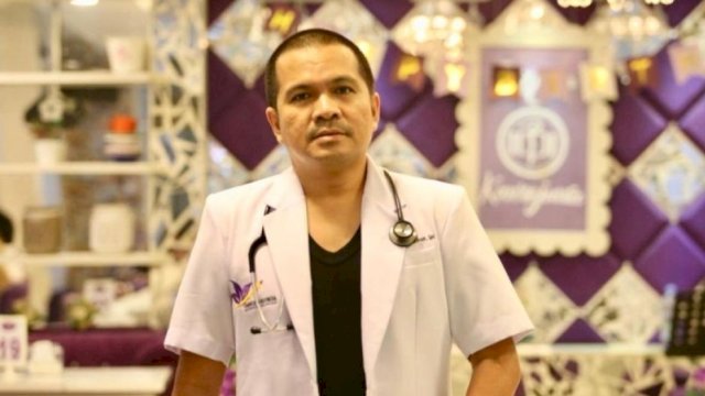 Dokter Koboi, dr Wachyudi Muchain SKed SH M.Kes CMed.