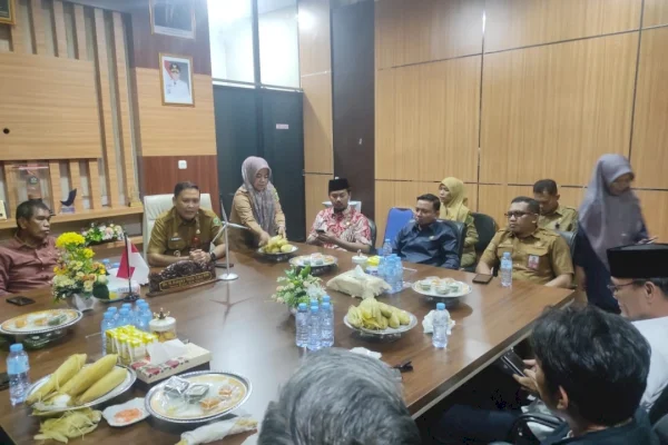 DPRD Barru Studi Banding Budidaya Rumput Laut di Takalar