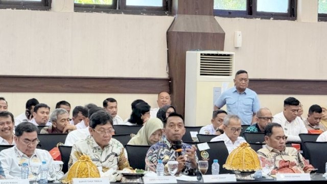 Bupati Sidrap, Syaharuddin Alrif, hadiri High Level Meeting TPID dan TP2DD Sulsel.