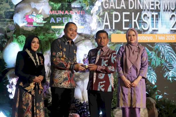 Sinergi Antar Kota, Tasming Hamid-Hermanto Hadiri Jamuan Gala Dinner APEKSI 2025