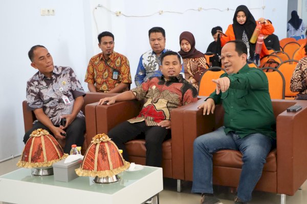 Wali Kota Parepare Tasming Hamid Dorong Inovasi Layanan Publik Melalui Aplikasi “Parepare Dalam Genggaman”