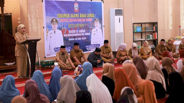 Aliyah Mustika Ilham Sebut Asupan Spiritual Penting Untuk Lansia Kota Makassar.