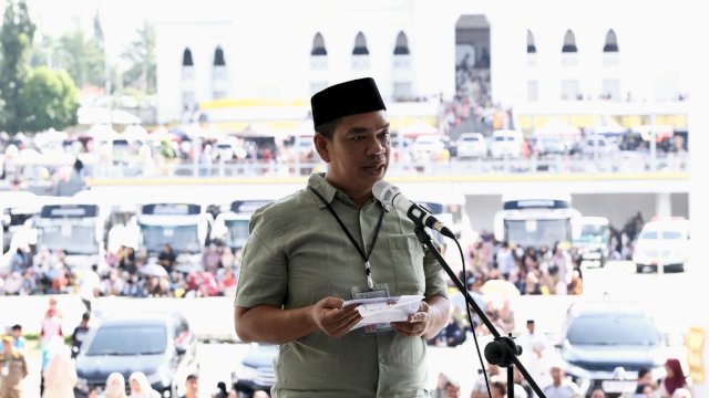 Pj Sekda Andi Ibrahim Lepas Secara Resmi 276 Jamaah Calon Haji Kabupaten Soppeng.