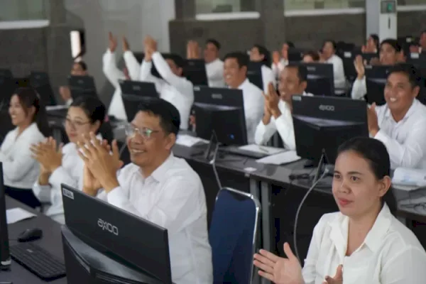 Siap-Siap! PPPK Bakal Terima Gaji ke-13 Mulai Minggu Depan, Cek Daftar Nominal per Golongan