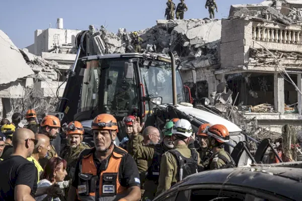 Perang Iran-Israel Kian Berkobar, Putin Siap Turun Tangan Akhiri Konflik