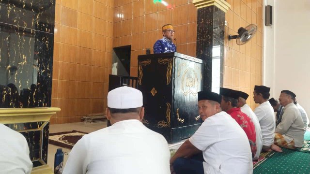Bupati Jeneponto H. Paris Yasir, gelar safari Jumat dibeberapa Masjid.