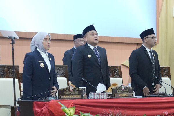 Bersama Wawali Aliyah, Wali Kota Munafri Paparkan Pertanggungjawaban APBD 2024 di Paripurna DPRD Makassar