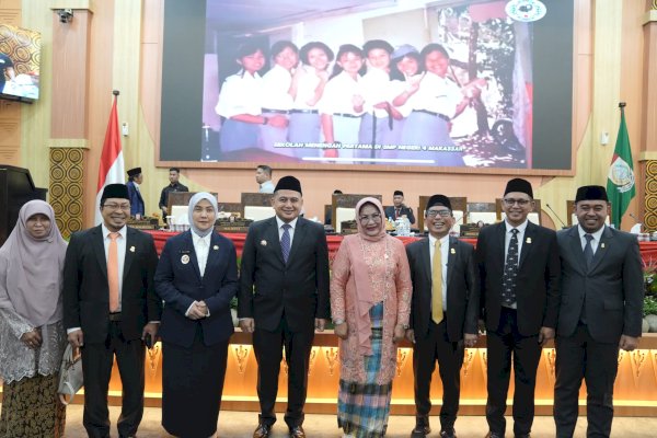 Lengkapi Formasi DPRD Makassar, Apiaty Amin Syam Resmi Menjabat Anggota PAW