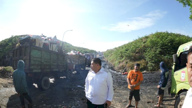 Wali Kota Makassar, Munafri Arifuddin, kembali melakukan kunjungan mendadak untuk memantau langsung kondisi TPA Antang.