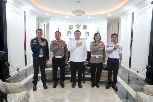 Parkir Sembarangan Bikin Macet, Pemkot Makassar-Polda Siap Tindak Tegas