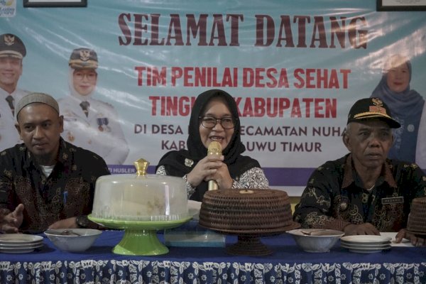 Wabup Lutim Puspa Tutup Penilaian Desa Sehat di Desa Nuha